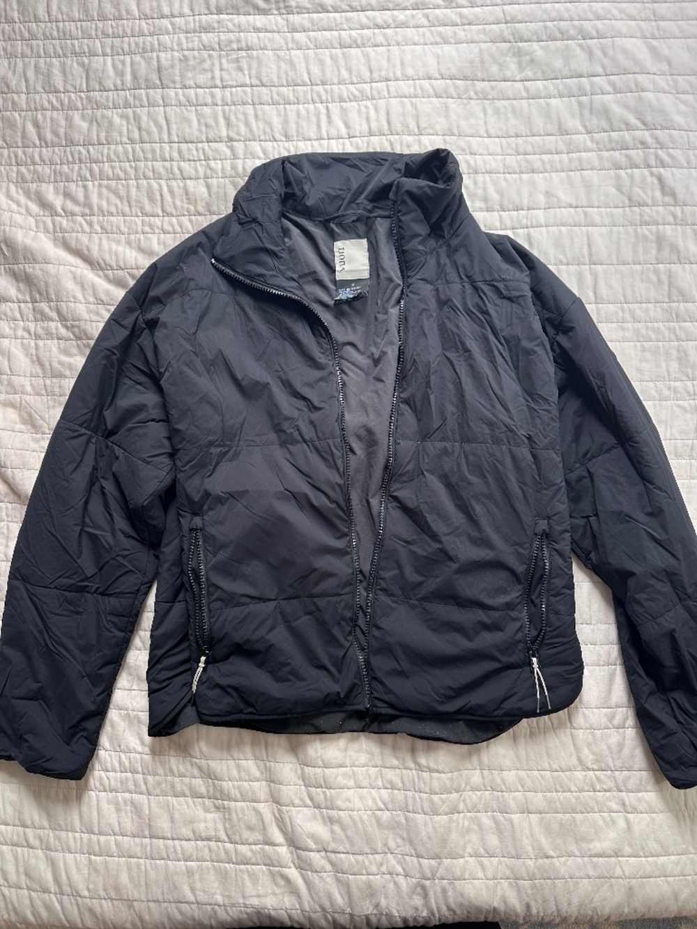 Vuori Canyon Insulated Jacket - Women’s Medium M Black